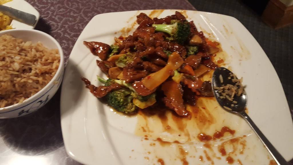 Yen Ching Restaurant | restaurant | 6601 Midlothian Turnpike, Richmond, VA 23225, USA | 8042767430 OR +1 804-276-7430