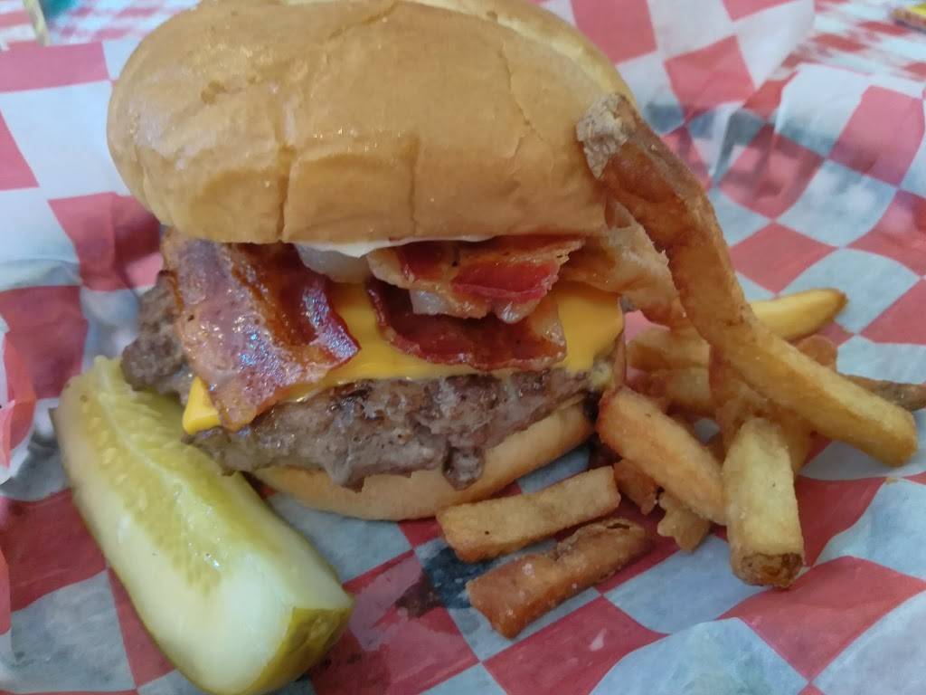 Macs | restaurant | 104 West St, Black Mountain, NC 28711, USA | 8286690668 OR +1 828-669-0668