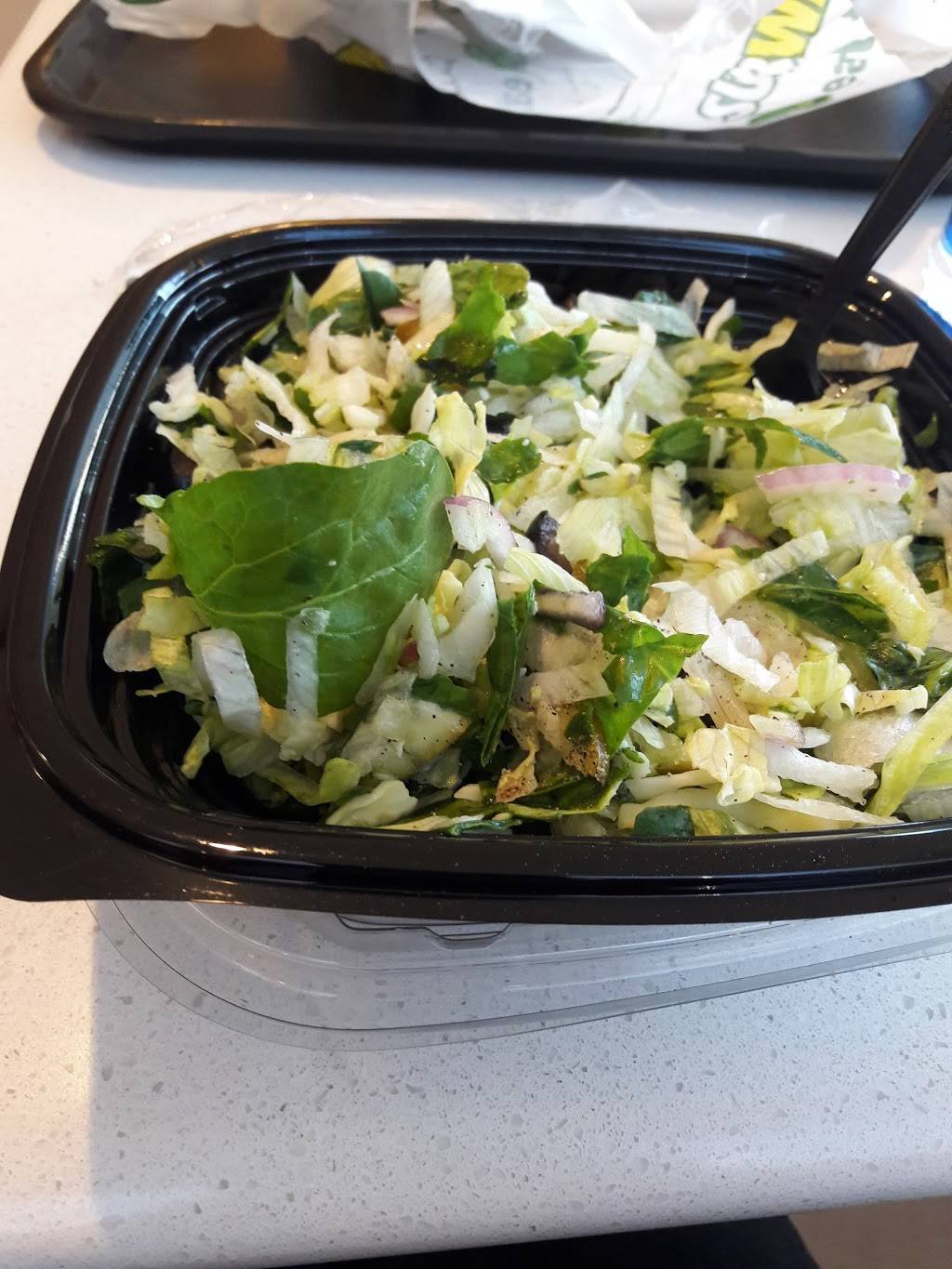 Subway Restaurants | restaurant | 203 Yorktown Shopping Center FC-10, Lombard, IL 60148, USA | 6302613762 OR +1 630-261-3762