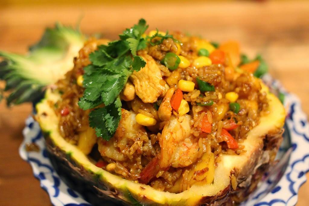 Sabai Thai Cuisine | restaurant | 4055 Carling Ave, Kanata, ON K2K 2A4, Canada | 6132718885 OR +1 613-271-8885