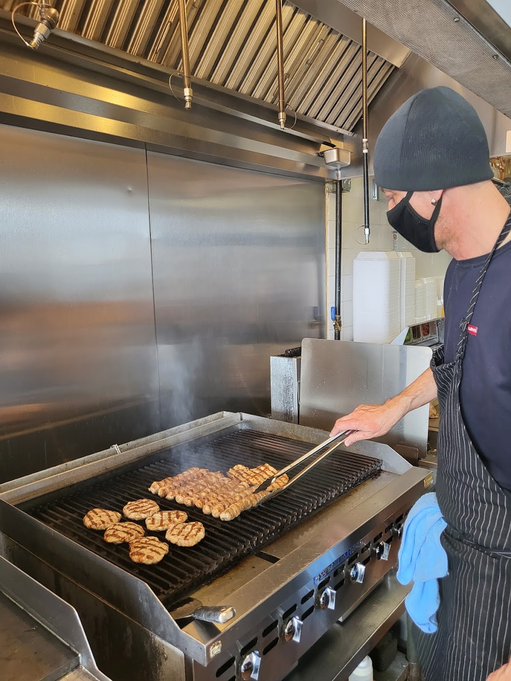 Sofia Grill | restaurant | 782 W Oakton St D, Des Plaines, IL 60018, USA | 7737069991 OR +1 773-706-9991