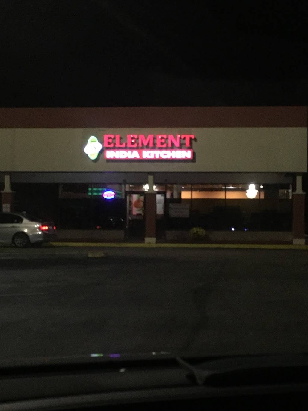 5th Element India Kitchen | restaurant | 1448 W International Speedway Blvd, Daytona Beach, FL 32114, USA | 3862650726 OR +1 386-265-0726