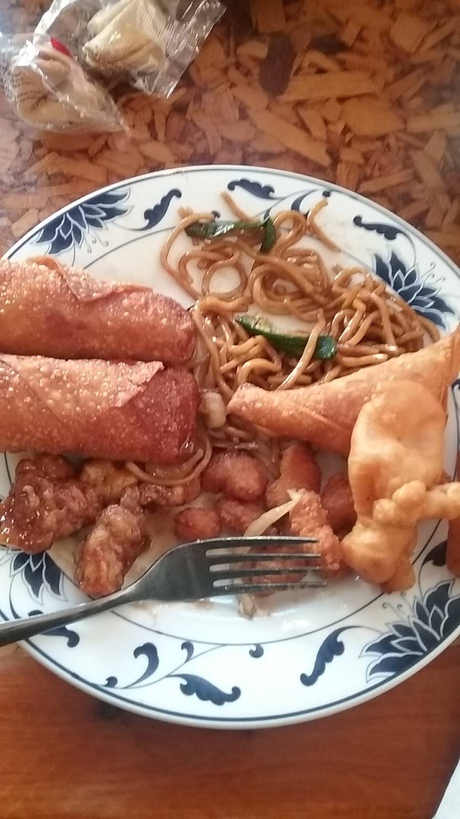 China Inn Buffet | restaurant | 56 E Elm St, Canton, IL 61520, USA | 3096471414 OR +1 309-647-1414