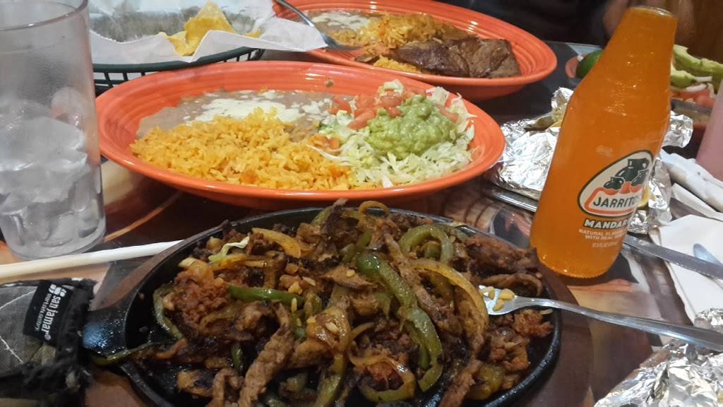 El Canelo | restaurant | 3670 McKinley Pkwy, Buffalo, NY 14219, USA | 7168221220 OR +1 716-822-1220