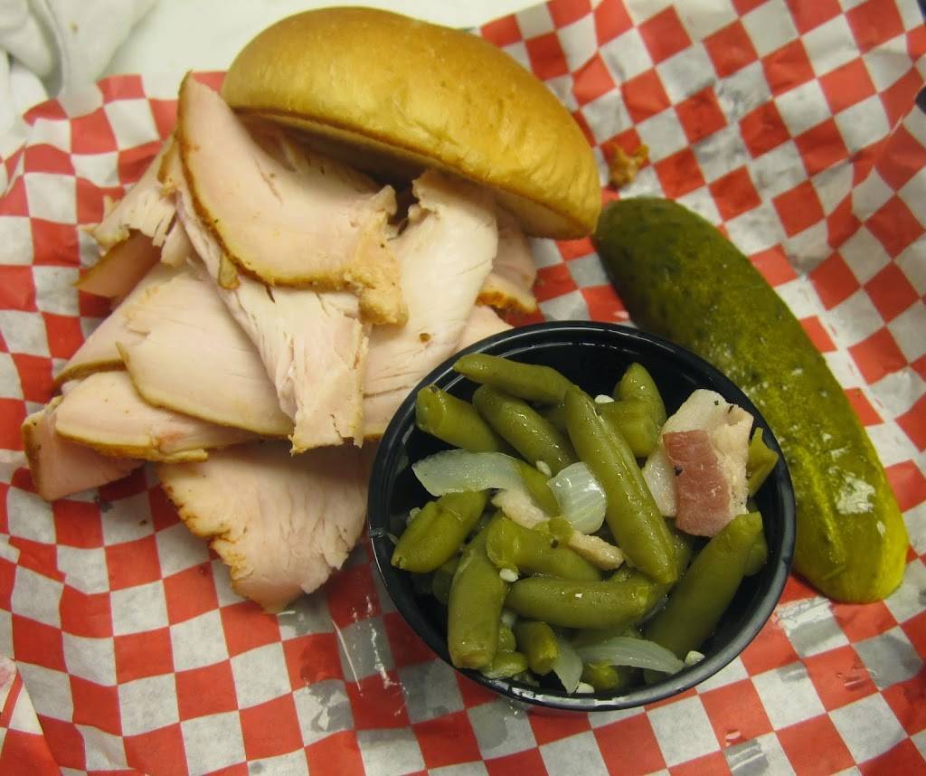 Sharpshooters Pit and Grill | restaurant | 8135 Gravois Rd, St. Louis, MO 63123, USA | 3143534745 OR +1 314-353-4745