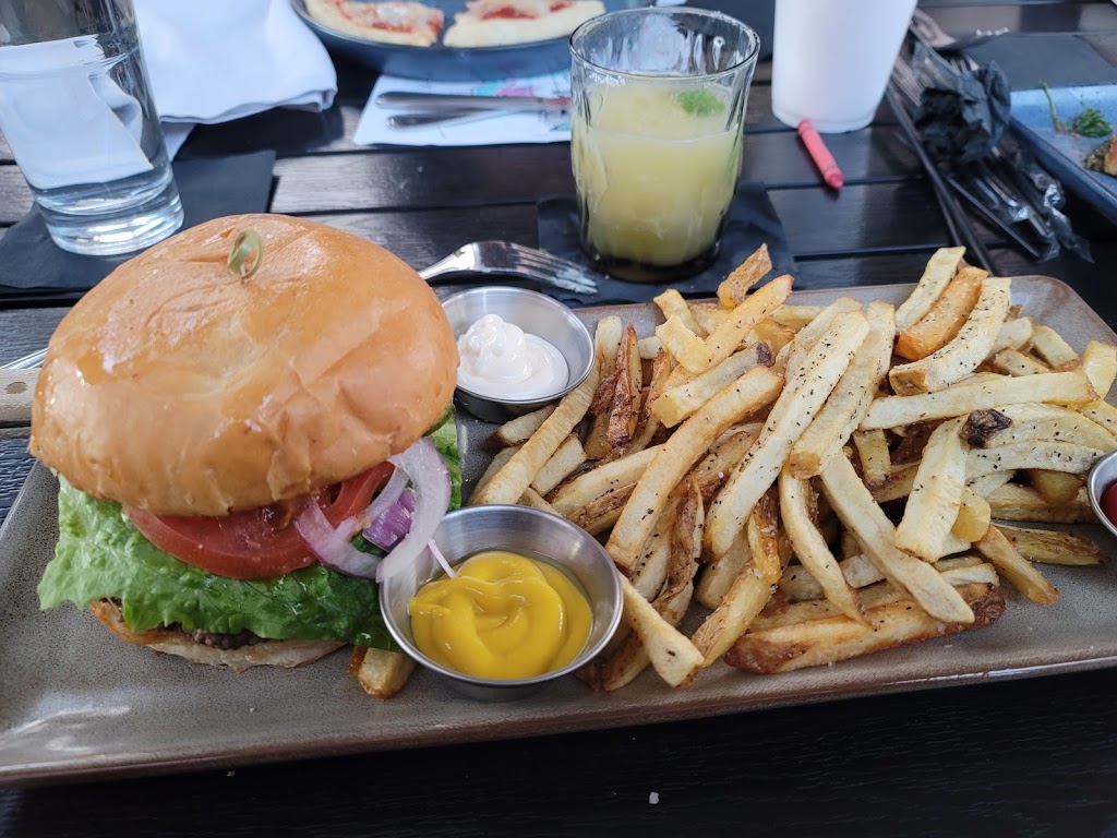 JWs Patio | restaurant | 6436 Phelan Blvd, Beaumont, TX 77706, USA | 4092255958 OR +1 409-225-5958