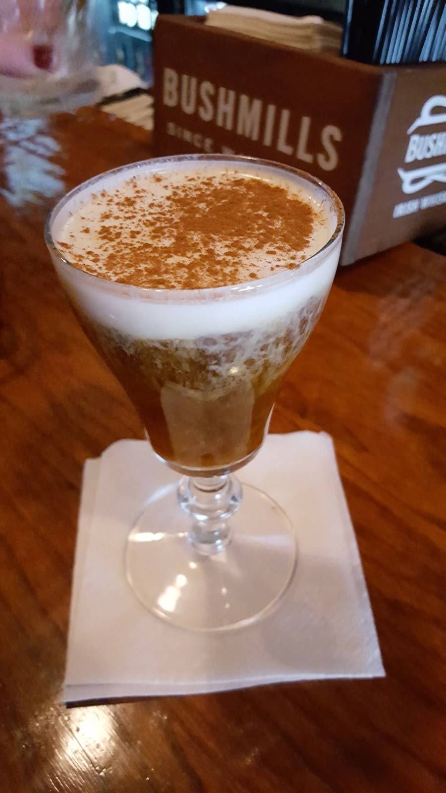 Thomas Magees Sporting House Whiskey Bar | restaurant | 1408 E Fisher Service Dr, Detroit, MI 48207, USA | 3132634342 OR +1 313-263-4342