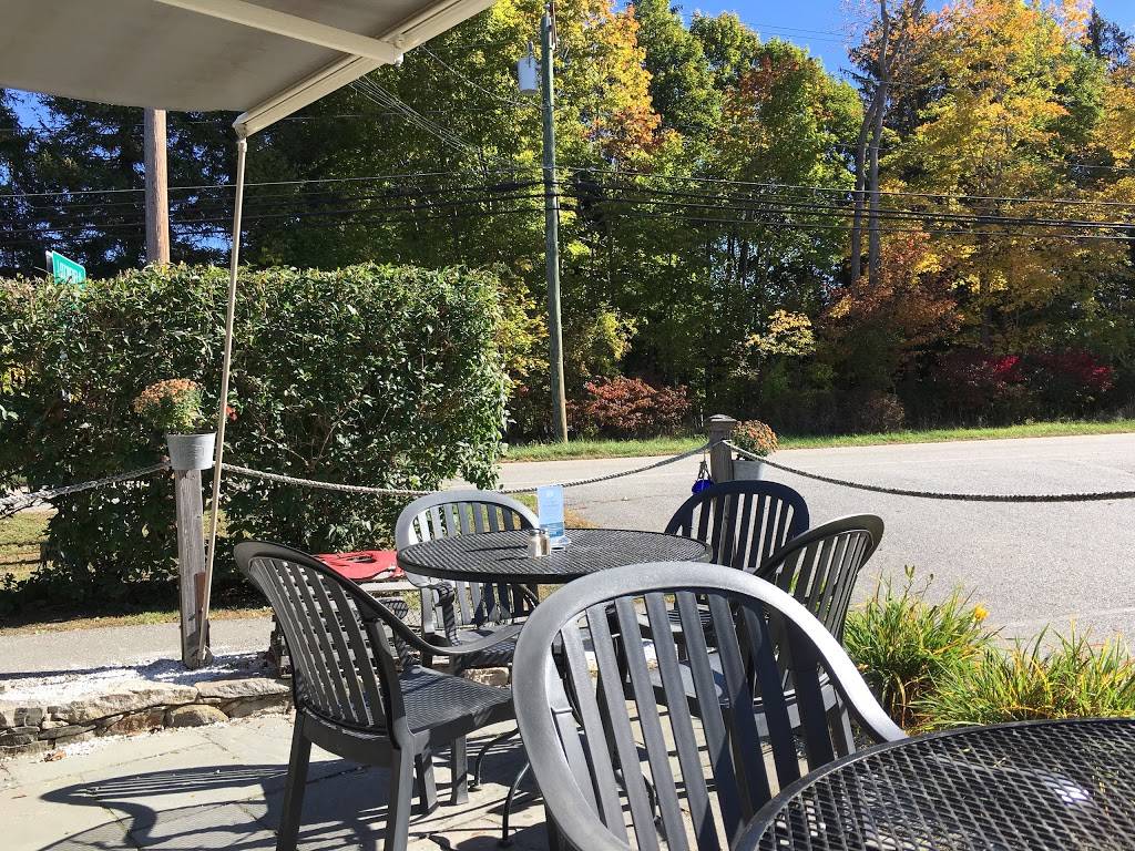 West Shore Seafood | restaurant | 449 Bantam Lake Rd, Morris, CT 06763, USA | 8605678000 OR +1 860-567-8000