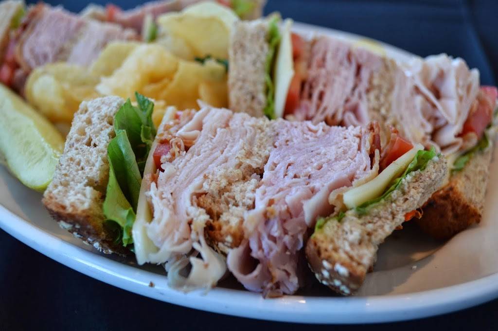 Silks Dining at Lone Star Park | restaurant | 1000 Lone Star Pkwy, Grand Prairie, TX 75050, USA | 9722637223 OR +1 972-263-7223