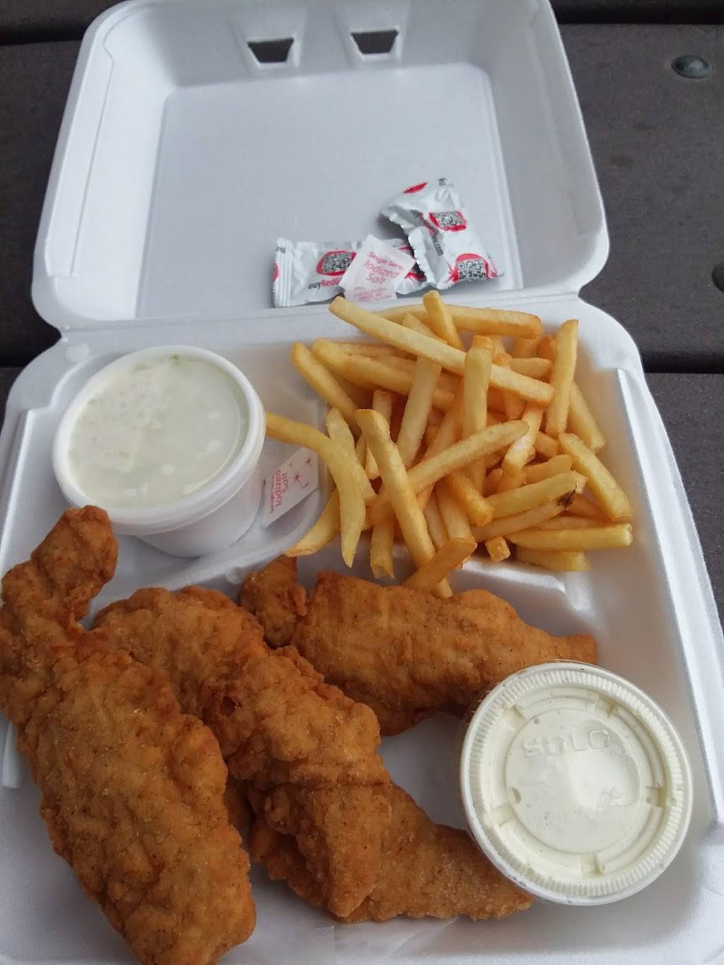 Dairy Depot | restaurant | 534 S Chestnut St, Reed City, MI 49677, USA | 2318325854 OR +1 231-832-5854