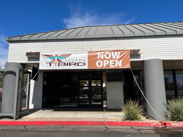 TBird Tavern | restaurant | 13802 N Scottsdale Rd Suite 101, Scottsdale, AZ 85254, USA | 4807020455 OR +1 480-702-0455
