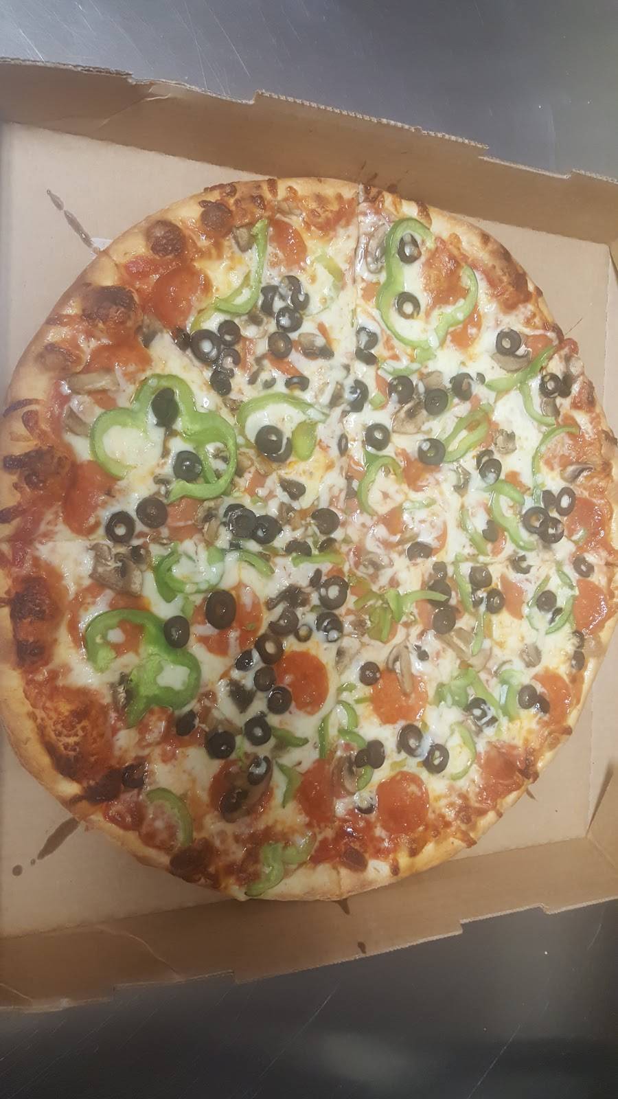 Goodfellas Pizza of Dewitt | restaurant | 5980 Butternut Dr, East Syracuse, NY 13057, USA | 3154636300 OR +1 315-463-6300