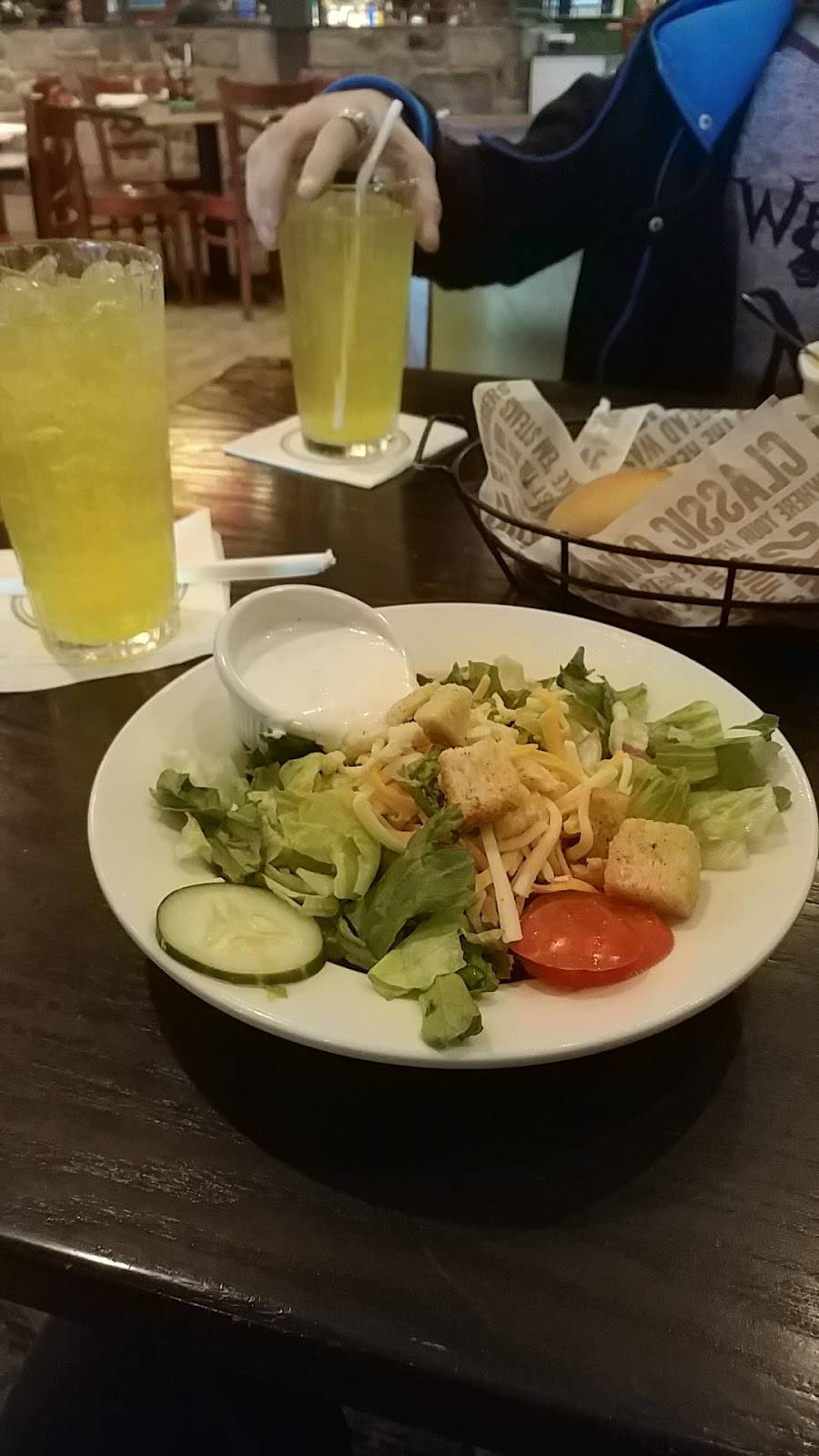 OCharley’s Restaurant & Bar | restaurant | 886 S State Rd 135, Greenwood, IN 46143, USA | 3178599191 OR +1 317-859-9191