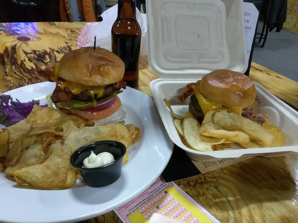 Rail House Grill | restaurant | 91 Douglas Ave, Holland, MI 49424, USA | 6163947500 OR +1 616-394-7500