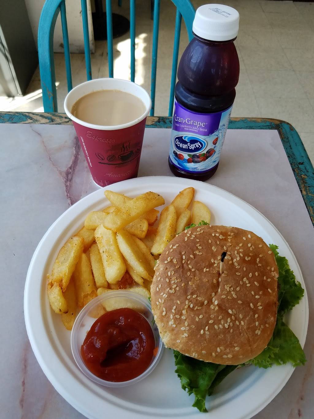 Johnnys Cafe & Donuts | restaurant | 5501 Shattuck Ave, Oakland, CA 94609, USA | 5109230557 OR +1 510-923-0557