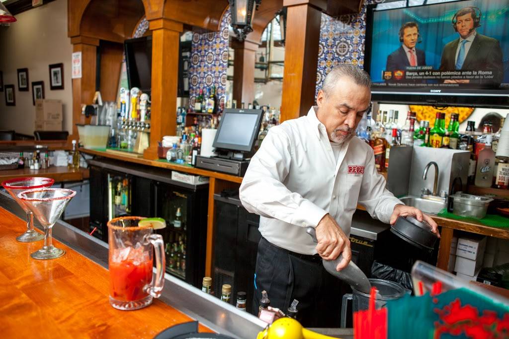 Pepes Mexican Restaurant | restaurant | 2272 Honolulu Ave, Montrose, CA 91020, USA | 8182486622 OR +1 818-248-6622