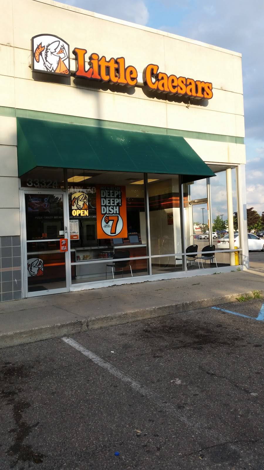 Little Caesars Pizza | meal takeaway | 33324 West 12 Mile Road, Farmington Hills, MI 48334, USA | 2485532424 OR +1 248-553-2424