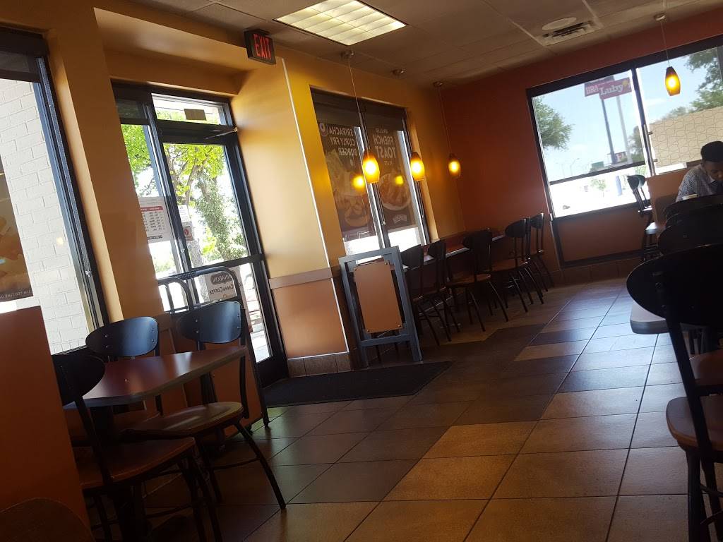 Jack in the Box | restaurant | 3308 SE Loop 820, Fort Worth, TX 76140, USA | 8175516367 OR +1 817-551-6367
