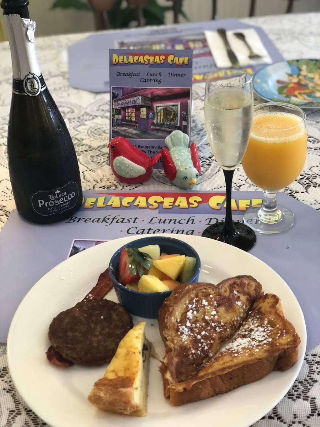 DelacaSeas Cafe | cafe | 4404 Bougainvilla Dr, Lauderdale-By-The-Sea, FL 33308, USA | 9549580907 OR +1 954-958-0907