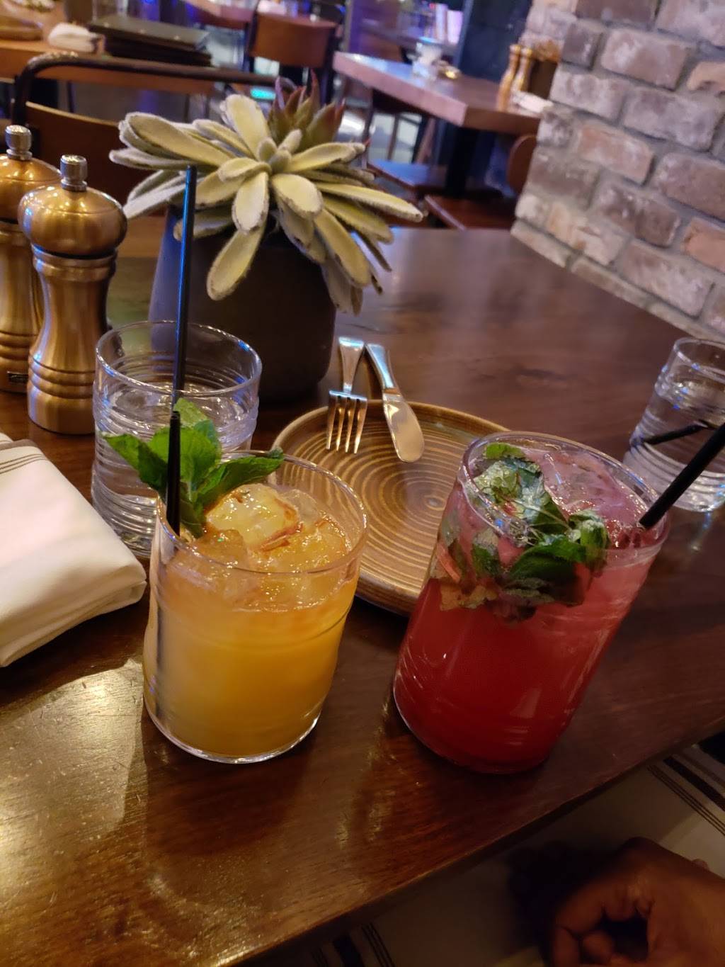 Craft F&B | restaurant | 1600 W Loop S, Houston, TX 77027, USA | 3462275132 OR +1 346-227-5132