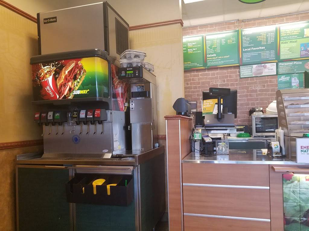 Subway | meal takeaway | 19636 US-2, Monroe, WA 98272, USA | 3607940786 OR +1 360-794-0786