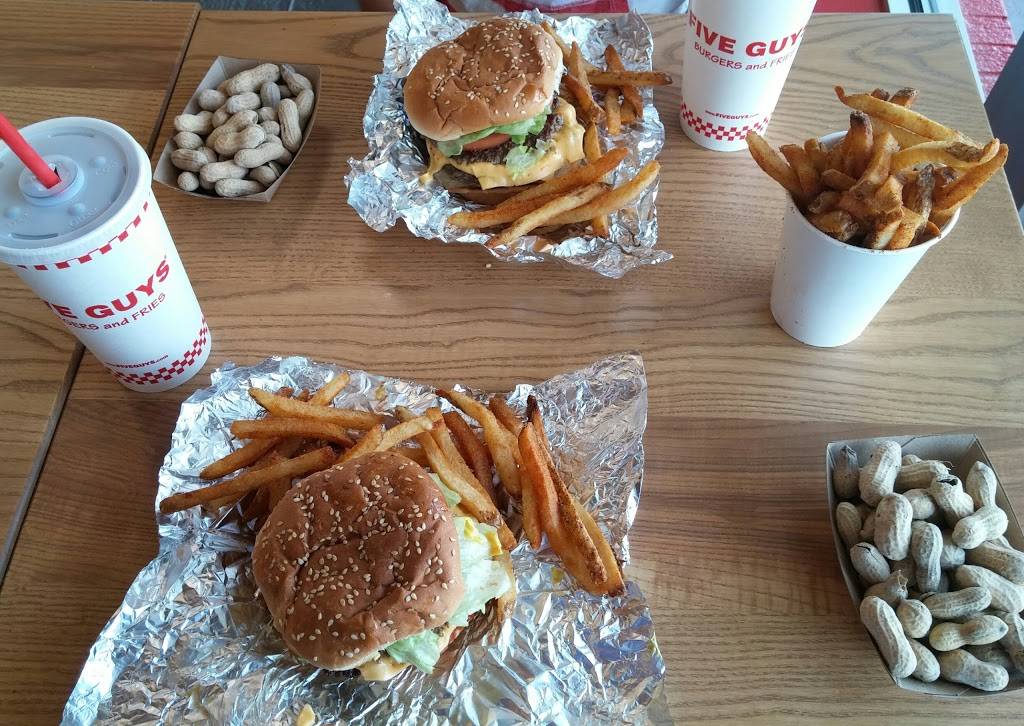 Five Guys | meal takeaway | 5110 Hixson Pike, Hixson, TN 37343, USA | 4238707772 OR +1 423-870-7772