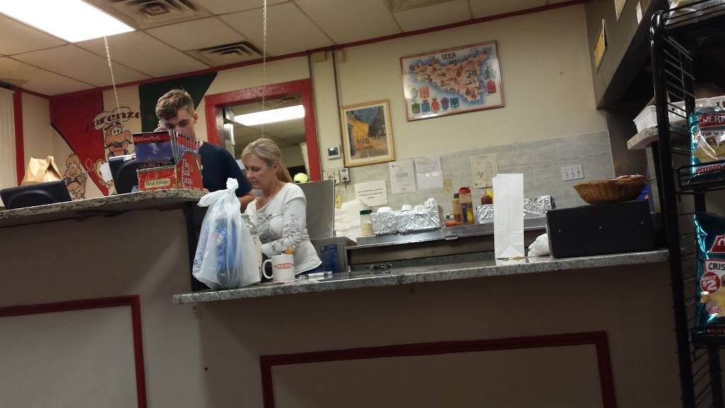 Lorenzos Pizza & Italian Restaurant | restaurant | 513 Main St, Odessa, DE 19730, USA | 3023789399 OR +1 302-378-9399