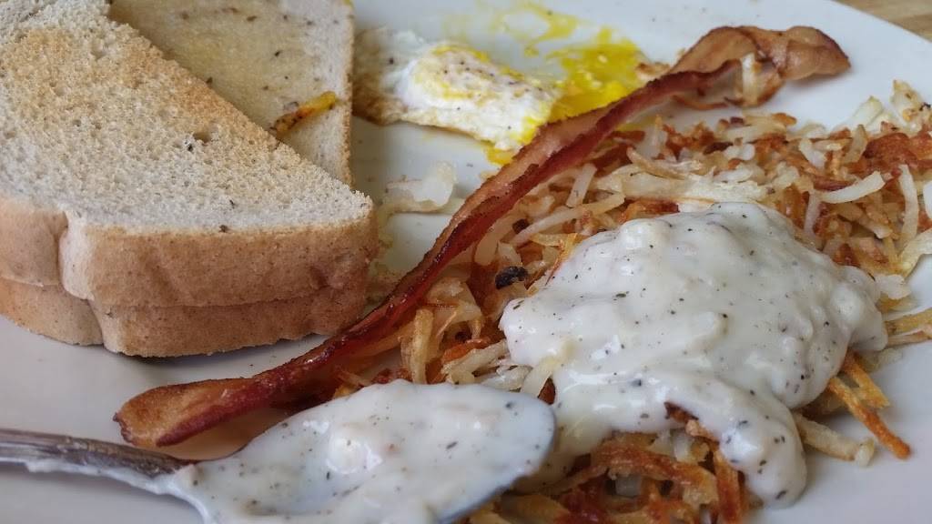 Marthas Kitchen | restaurant | 302 E Van Buren St, Malta, IL 60150, USA | 8158259009 OR +1 815-825-9009