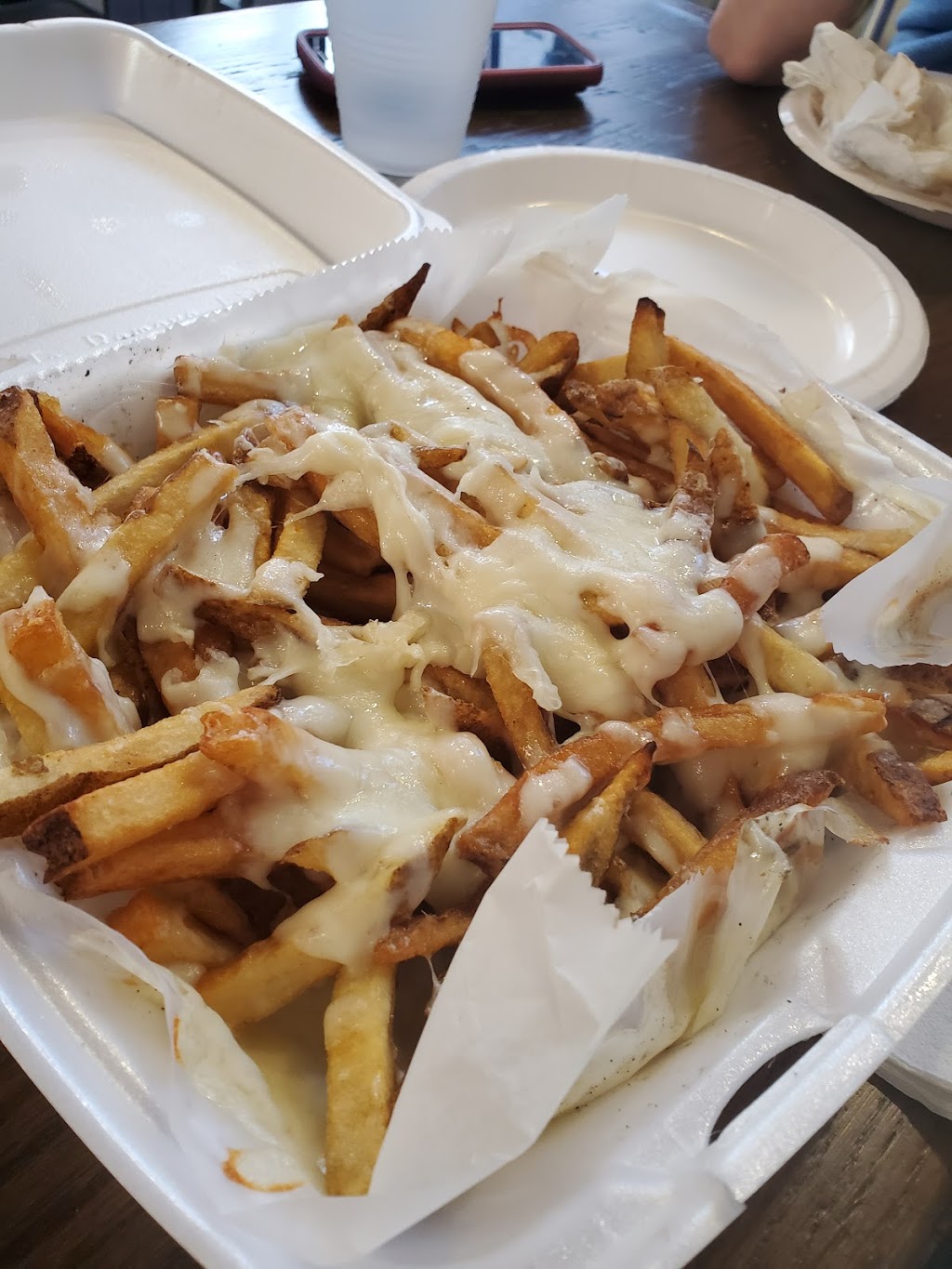 Angelos Pizzeria | restaurant | 4768 Liberty Ave, Pittsburgh, PA 15224, USA | 4126215330 OR +1 412-621-5330