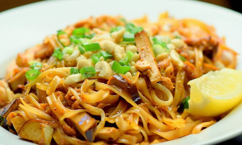 Savor Flavor Asia | restaurant | 4905 E Ray Rd #102, Phoenix, AZ 85044, USA | 4807858880 OR +1 480-785-8880