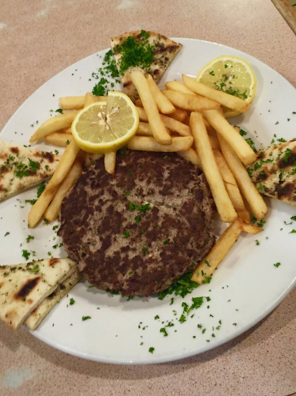 Golden globe diner | restaurant | 365 Main St, Huntington, NY 11743, USA | 6314211508 OR +1 631-421-1508