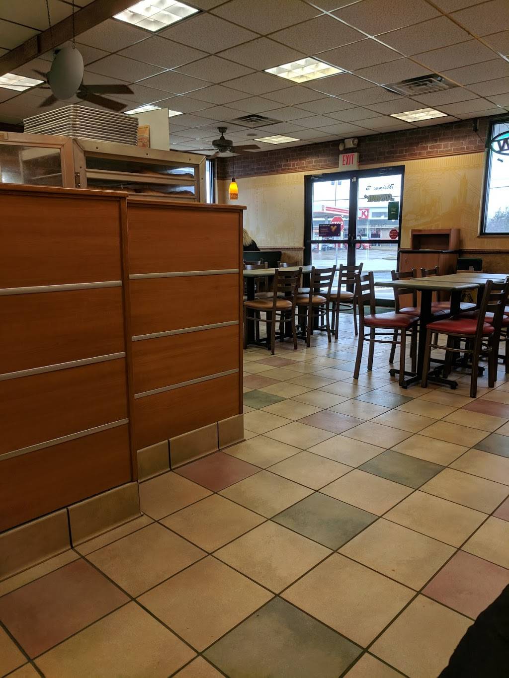 Subway | restaurant | 1950 W Market St, Tiffin, OH 44883, USA | 4194480300 OR +1 419-448-0300