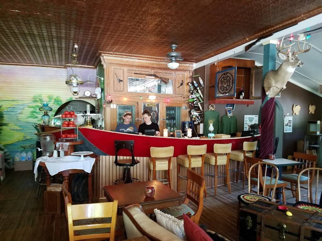 Fiddlers Green | restaurant | 1699 Jackson Harbor Rd, Washington, WI 54246, USA | 9208472610 OR +1 920-847-2610