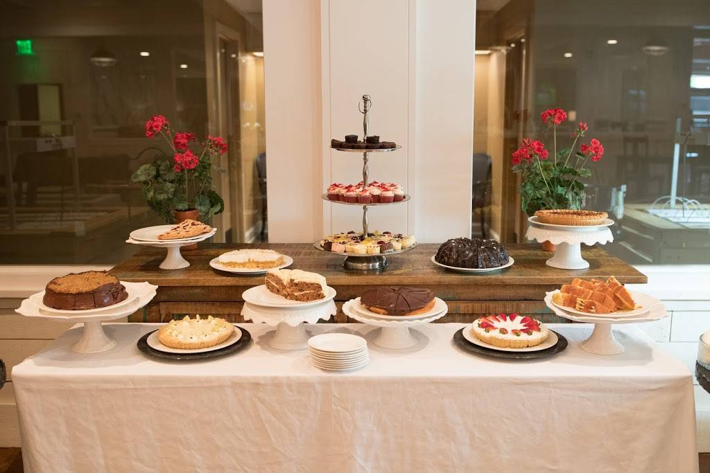 The Great Room | restaurant | 2900 Candlers Mountain Rd, Lynchburg, VA 24502, USA | 4344551301 OR +1 434-455-1301