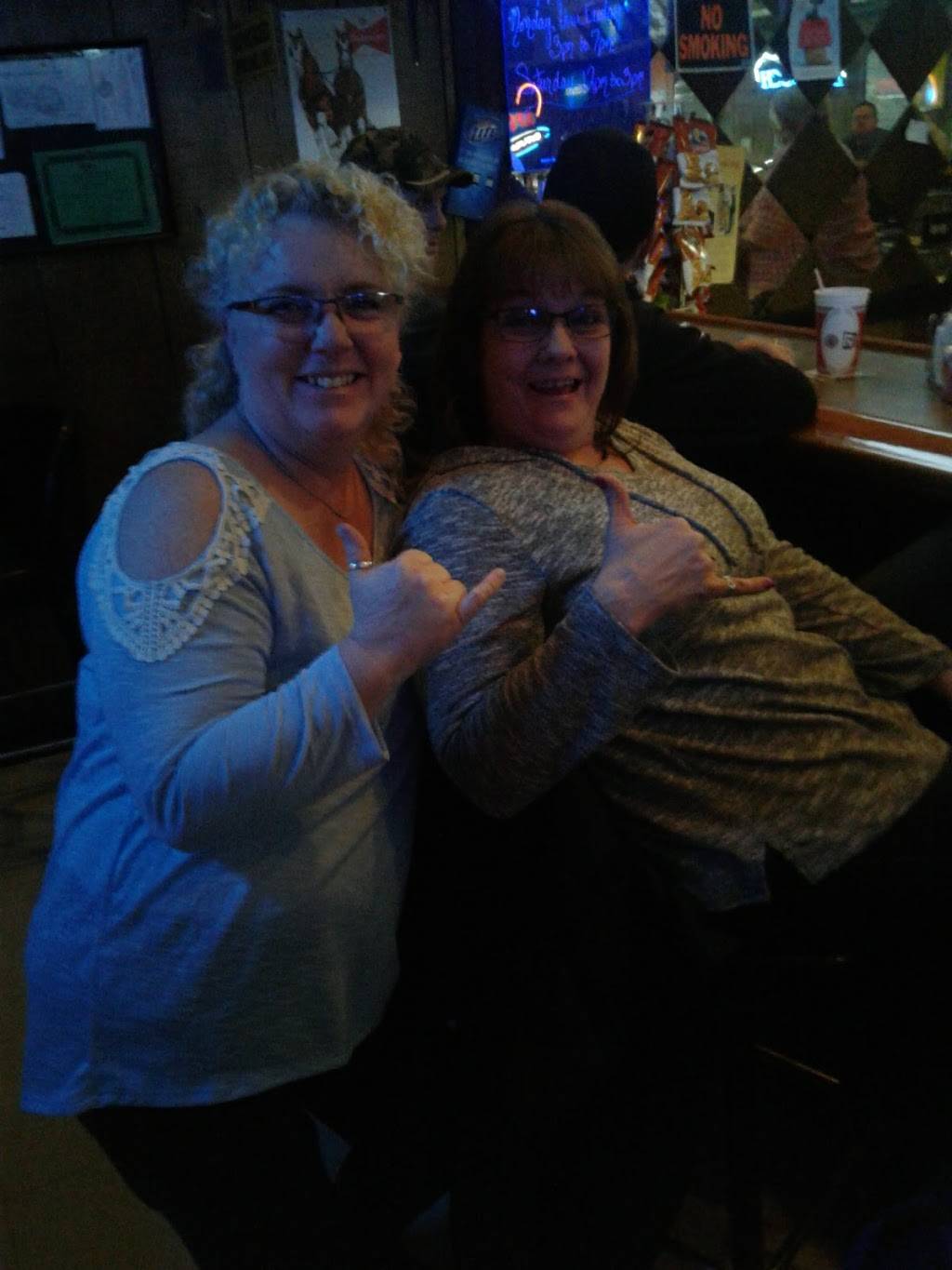 Macs Bar & Grill | restaurant | 16066 Main Market Rd, Parkman, OH 44080, USA | 4405483871 OR +1 440-548-3871