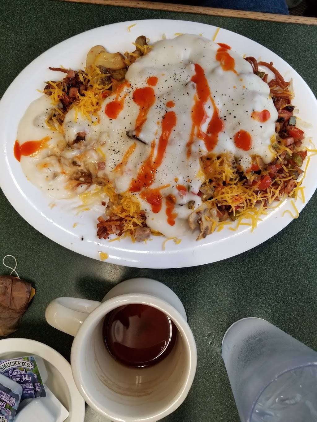 Early Bird Diner | restaurant | 211 S 15th St, New Castle, IN 47362, USA | 7655293722 OR +1 765-529-3722