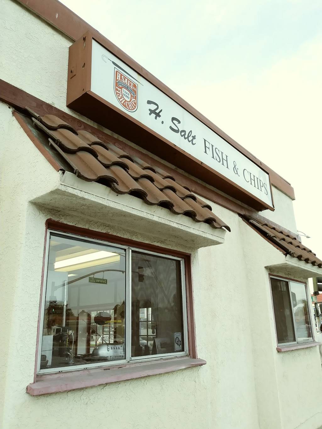 H Salt Fish & Chips | restaurant | 288 E Carson St, Carson, CA 90745, USA | 3108300550 OR +1 310-830-0550