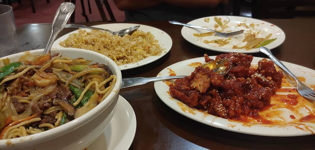 Great Wall Chinese Cuisine | restaurant | 1785 Herndon Ave #109, Clovis, CA 93611, USA | 5592983288 OR +1 559-298-3288