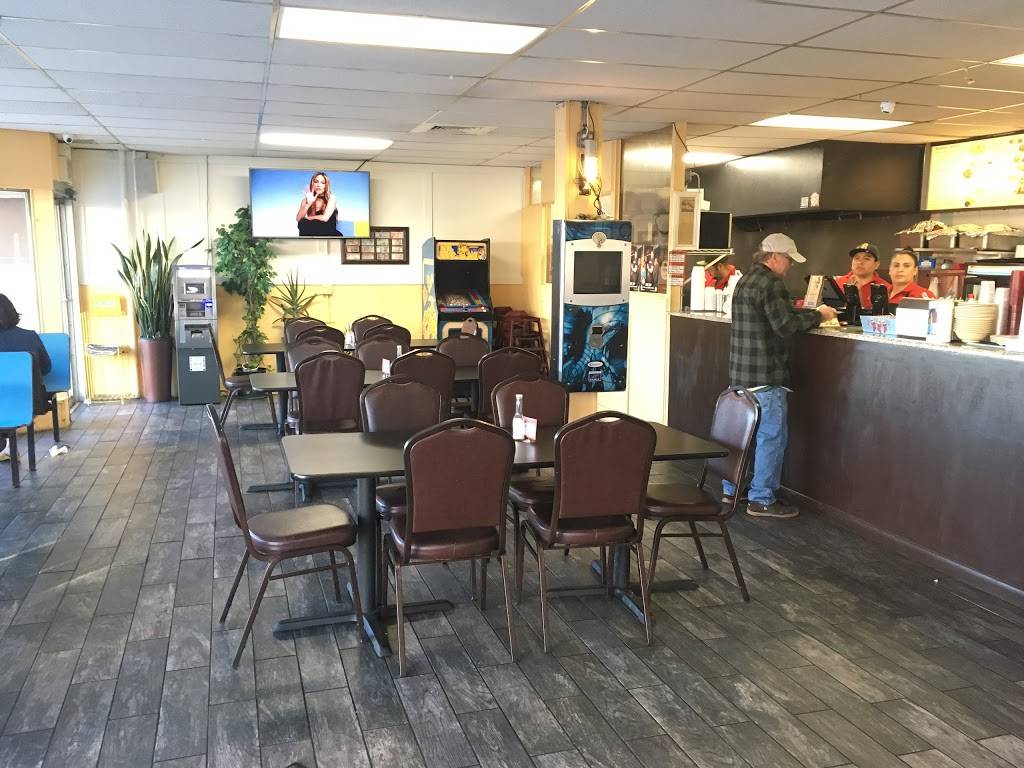 Taqueria Traspasada | restaurant | 3144 N California Ave, Chicago, IL 60618, USA | 7735394533 OR +1 773-539-4533