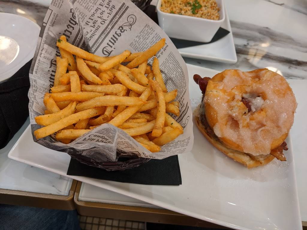 Sugar Factory - Tampa | restaurant | 5223 Orient Rd, Tampa, FL 33610, USA | 8135214262 OR +1 813-521-4262