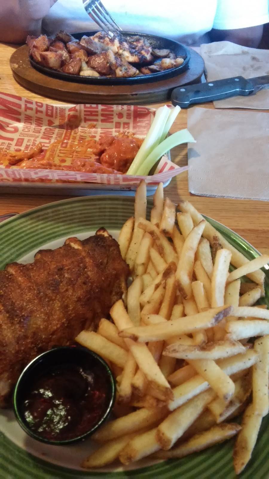 Applebees Grill + Bar | restaurant | 1540 W River Rd N, Elyria, OH 44035, USA | 4403241700 OR +1 440-324-1700