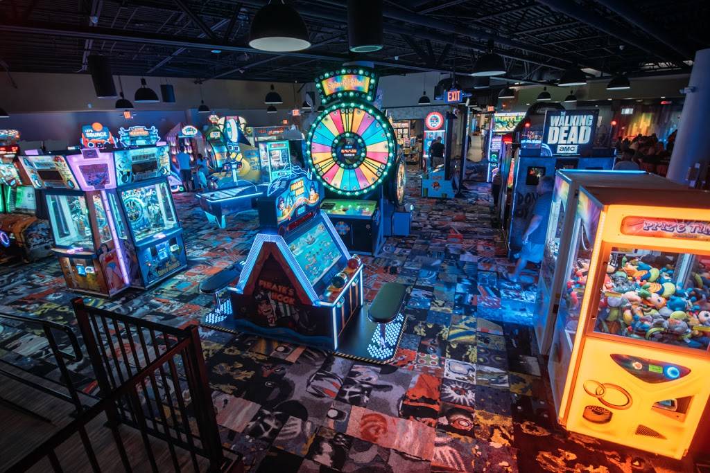 District Eat and Play | restaurant | 1395 Oviedo Mall Boulevard, Oviedo, FL 32765, USA | 4075423536 OR +1 407-542-3536