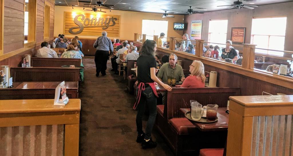 Sonnys BBQ | restaurant | 328 W Plaza Dr, Mooresville, NC 28117, USA | 7046620761 OR +1 704-662-0761