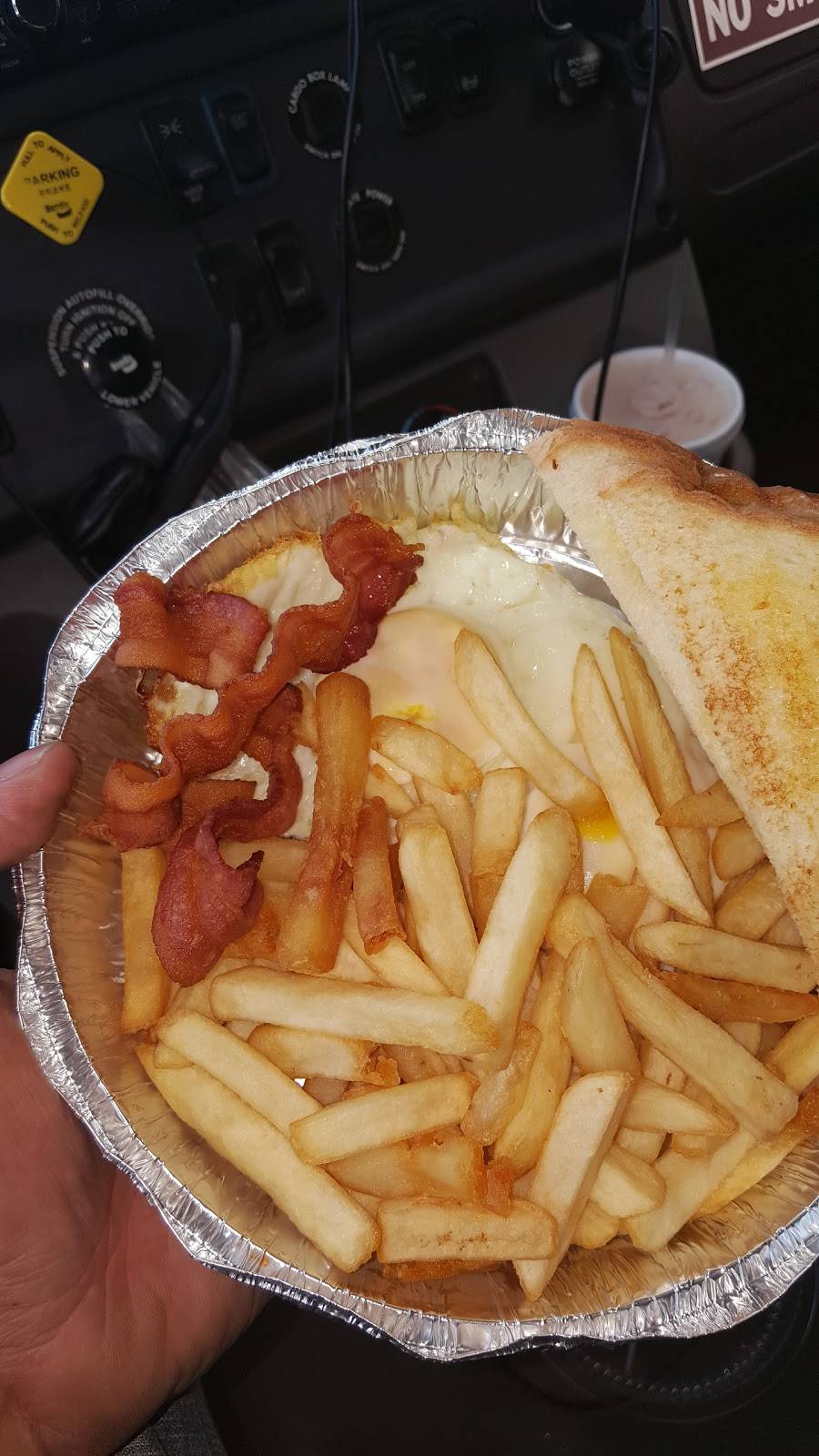 La Cazuela | restaurant | 354 W Main St, Waterbury, CT 06702, USA | 2037549850 OR +1 203-754-9850