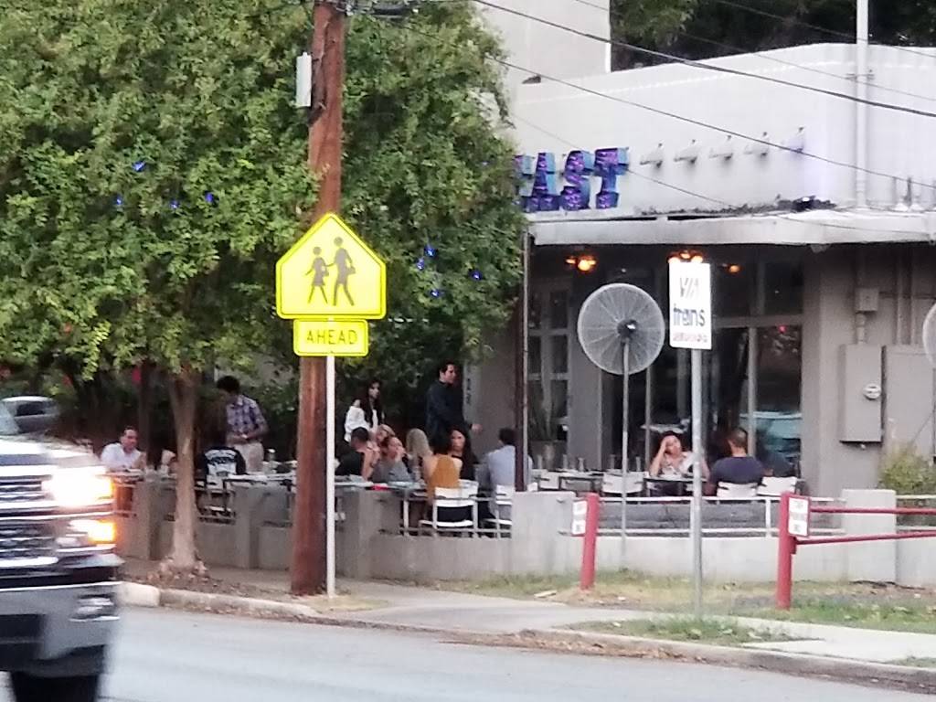 Feast | restaurant | 1024 S Alamo St, San Antonio, TX 78210, USA | 2103541024 OR +1 210-354-1024