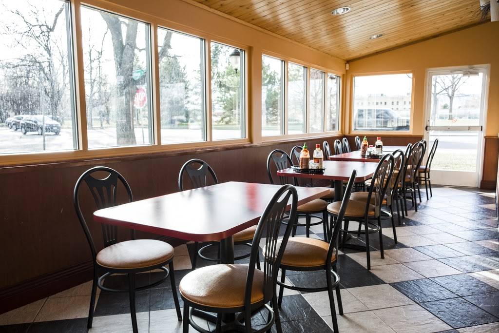 Saigon Grill III | restaurant | 1120 S College Ave, Fort Collins, CO 80524, USA | 9704825545 OR +1 970-482-5545