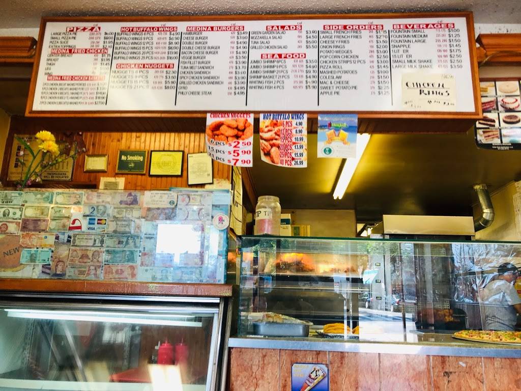 Medina Fried Chicken | restaurant | 7617 101st Ave, Jamaica, NY 11416, USA | 7186590652 OR +1 718-659-0652