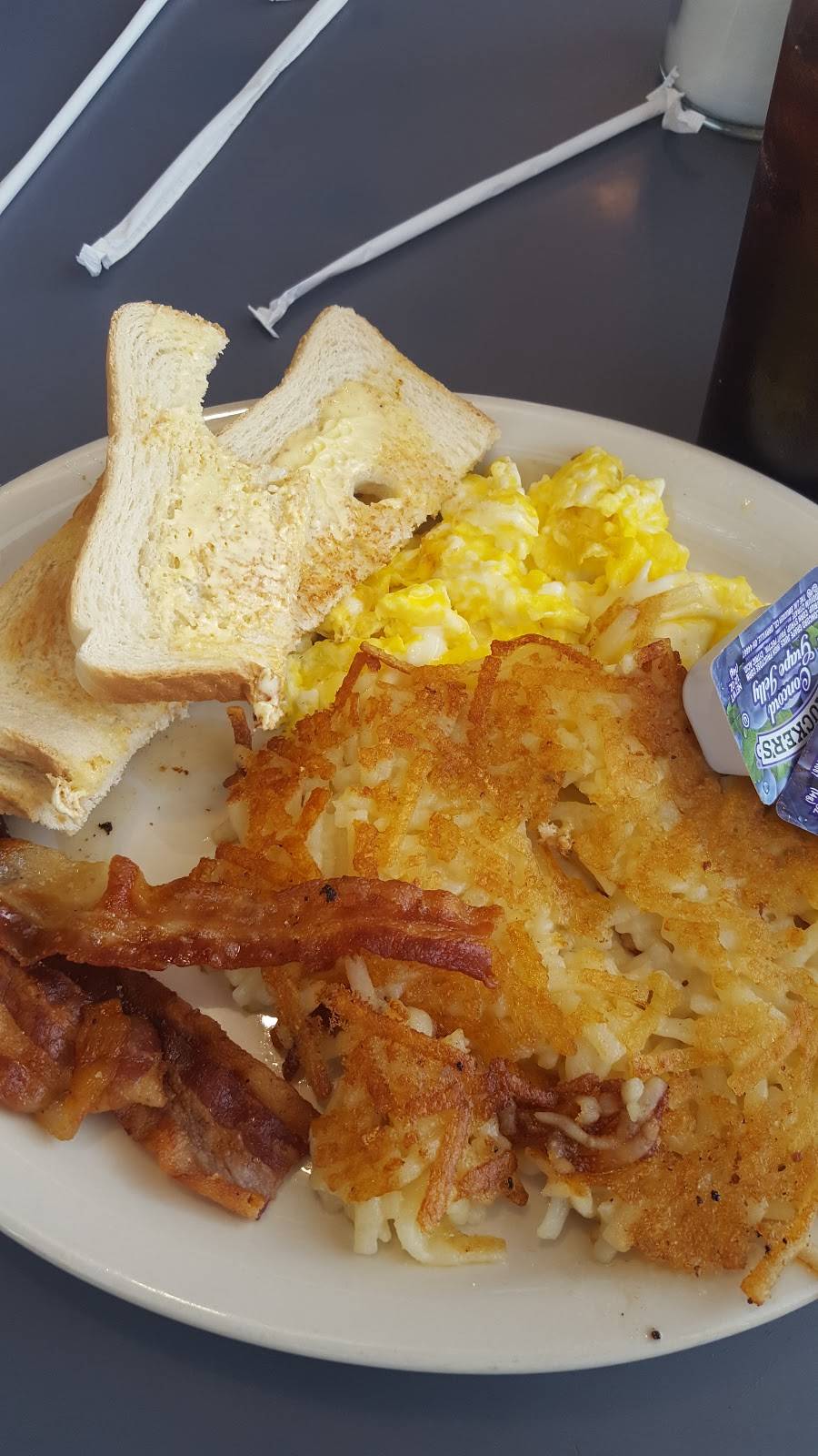 CKs | cafe | 1698 Poplar Ave, Memphis, TN 38104, USA | 9012766737 OR +1 901-276-6737