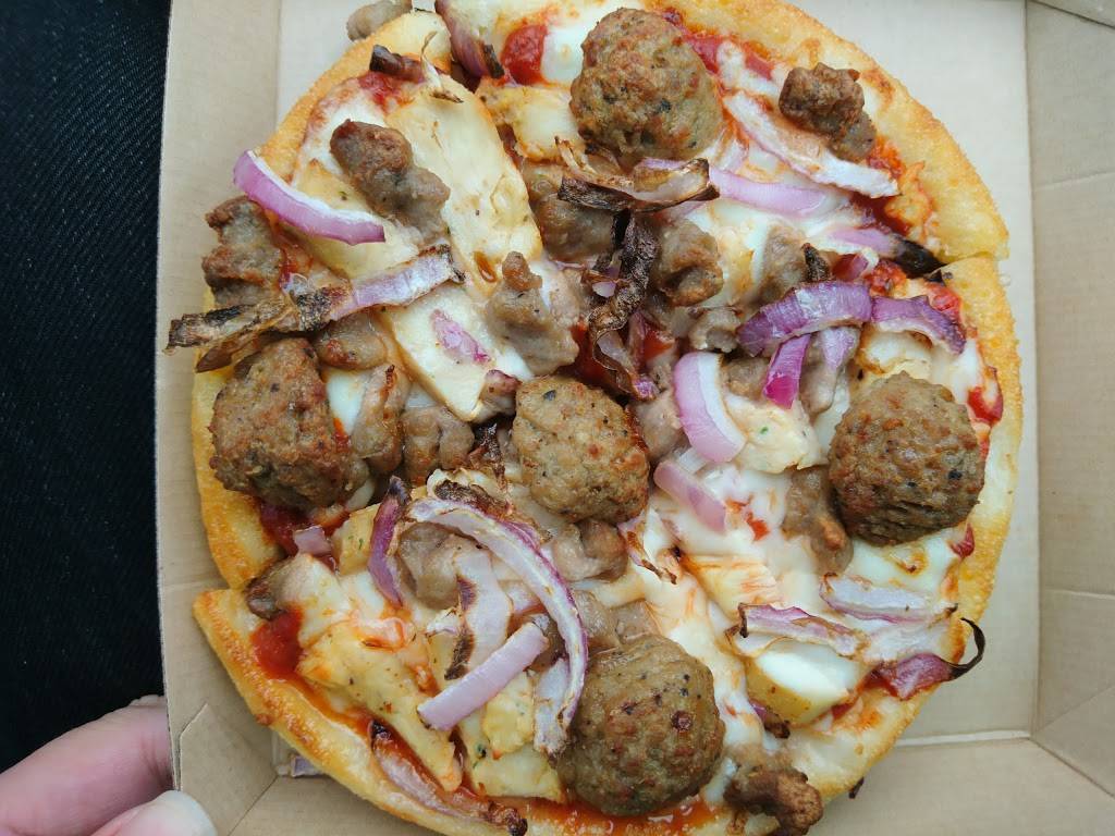 Pizza Hut | restaurant | 2017 S Bend Ave, South Bend, IN 46637, USA | 5742739944 OR +1 574-273-9944