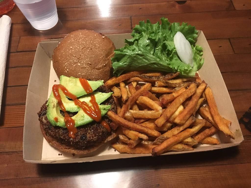 Twisted Root Burger Company | restaurant | 1111 S Main St #100, Carrollton, TX 75006, USA | 2144498498 OR +1 214-449-8498